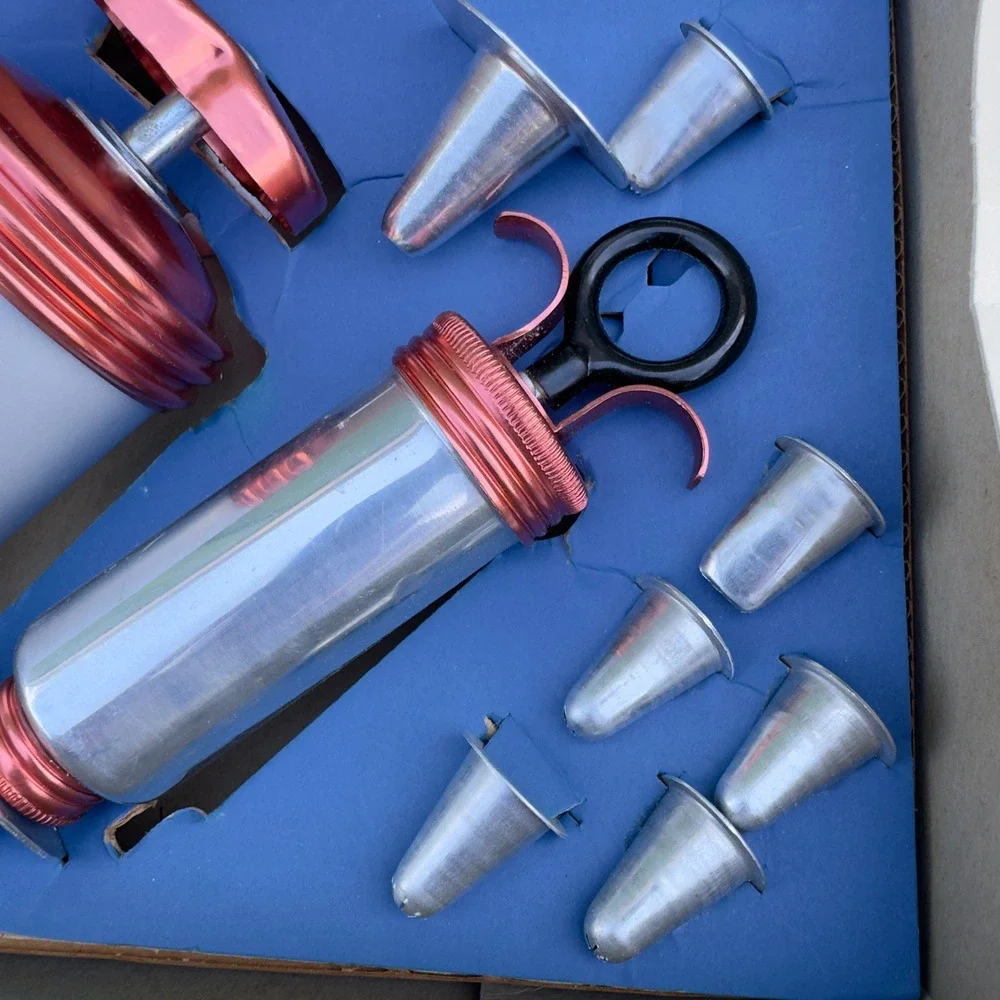 Vintage Mirro Aluminum Cooky Pastry Press Decorator Set Original Box Recipes